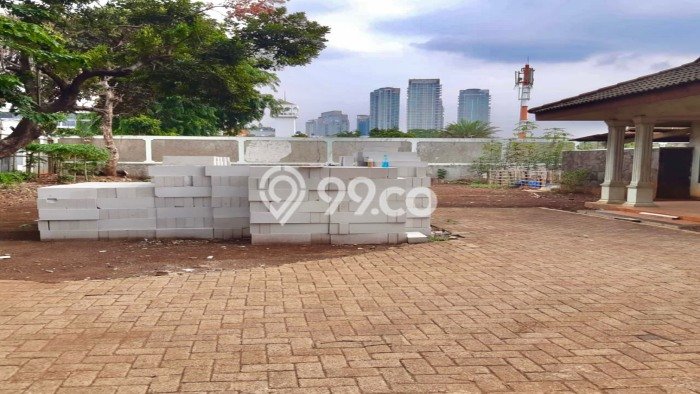 Tanah Kawasan Komersial di Kemang, Luas 2340m², Ideal untuk Bisnis Tanah Kawasan Komersial di Kemang, Luas 2340m², Ideal untuk Bisnis