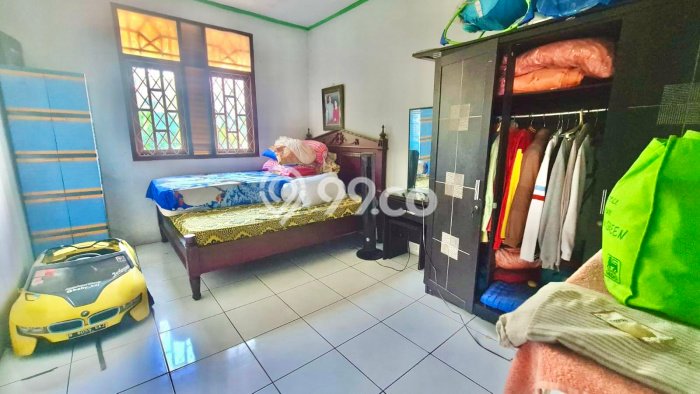 Dijual Rumah Luas Elegan Dengan View Cantik di Meruya, Jakarta Barat Dijual Rumah Luas Elegan Dengan View Cantik di Meruya, Jakarta Barat