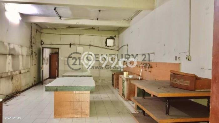 FOR SALE! Ruko di Cibodas Tangerang, LT 100m2, LB 400m2 FOR SALE! Ruko di Cibodas Tangerang, LT 100m2, LB 400m2