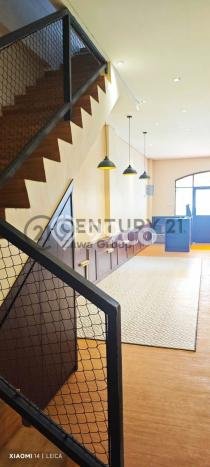 Unit Komersial Dijual di Jakarta Utara LT 75m2 & LB 375m2 Unit Komersial Dijual di Jakarta Utara LT 75m2 & LB 375m2