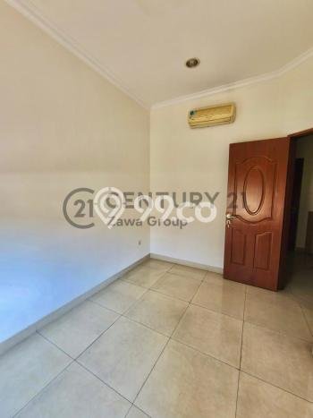 For Sale Hunian Rumah Terawat 3 Kamar di Lippo Karawaci, Tangerang For Sale Hunian Rumah Terawat 3 Kamar di Lippo Karawaci, Tangerang