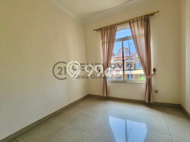 For Sale Hunian Rumah Terawat 3 Kamar di Lippo Karawaci, Tangerang For Sale Hunian Rumah Terawat 3 Kamar di Lippo Karawaci, Tangerang
