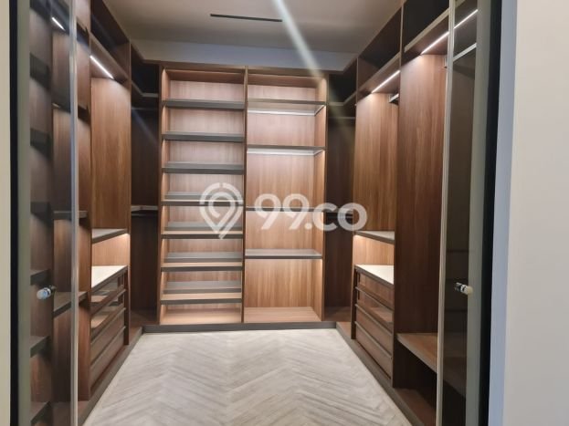 Apartemen Premium di SCBD, 4 KT, Luas 523m², Siap Huni Apartemen Premium di SCBD, 4 KT, Luas 523m², Siap Huni