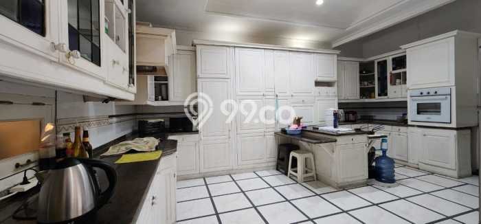 For Sale! Luxury House LT 476m2 Desain Modern di Kuningan For Sale! Luxury House LT 476m2 Desain Modern di Kuningan
