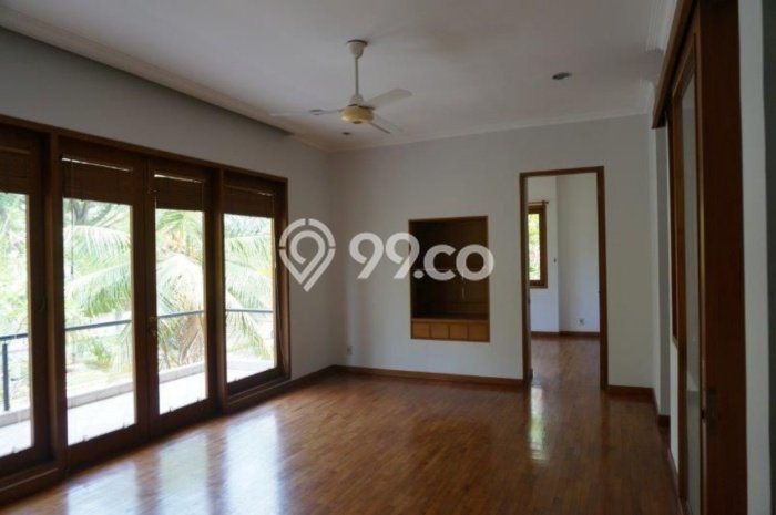 For Sale Rumah Mewah Exclusive di Mampang Prapatan, Jakarta Selatan For Sale Rumah Mewah Exclusive di Mampang Prapatan, Jakarta Selatan