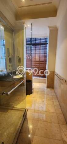 Hunian Apartemen Eksklusif untuk Dijual di Jakarta Selatan dengan 4 BR & 4 Kamar Mandi Hunian Apartemen Eksklusif untuk Dijual di Jakarta Selatan dengan 4 BR & 4 Kamar Mandi
