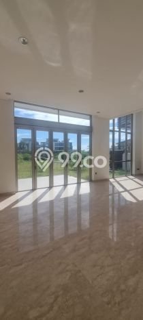 Hunian Ideal dengan LT 420m2 & LB 1080m2 Dikontrakkan di Pantai Indah Kapuk Hunian Ideal dengan LT 420m2 & LB 1080m2 Dikontrakkan di Pantai Indah Kapuk