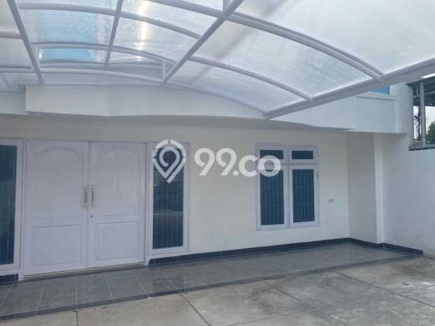 Jual Rumah Luas Elegan Dengan View Cantik di Green Ville, Jakarta Barat Jual Rumah Luas Elegan Dengan View Cantik di Green Ville, Jakarta Barat