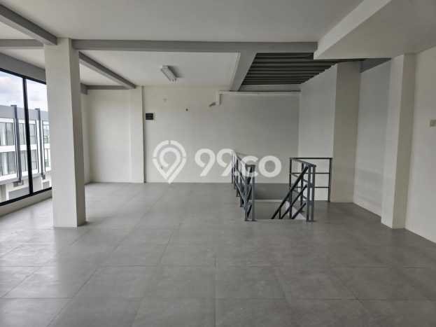Unit Gudang Disewakan di Tangerang Kota di Area Ramai & Strategis Unit Gudang Disewakan di Tangerang Kota di Area Ramai & Strategis