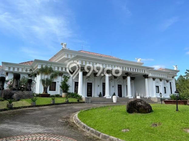 Rumah Elit LB 2500m2 Siap Pakai Desain Elegan di Bukit Sentul, Bogor Rumah Elit LB 2500m2 Siap Pakai Desain Elegan di Bukit Sentul, Bogor
