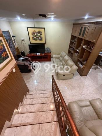 Dijual Rumah Luas Megah Dengan View Eksklusif di Pluit, Jakarta Utara Dijual Rumah Luas Megah Dengan View Eksklusif di Pluit, Jakarta Utara