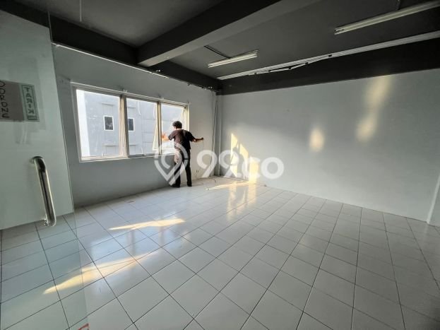 FOR RENT! Gudang di Pantai Indah Kapuk Cocok untuk Bisnis 720m2 FOR RENT! Gudang di Pantai Indah Kapuk Cocok untuk Bisnis 720m2