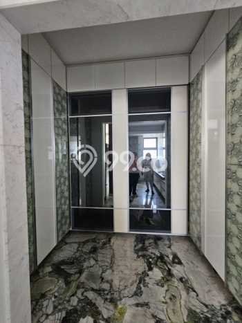 Rumah Mewah LB 1000m2 Siap Huni Desain Elegan di Pluit, Jakarta Utara Rumah Mewah LB 1000m2 Siap Huni Desain Elegan di Pluit, Jakarta Utara