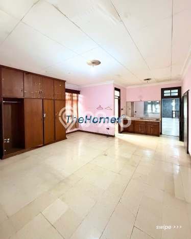 Dijual Rumah Mewah Elegan Dengan View Eksklusif di Pondok Indah, Jakarta Selatan Dijual Rumah Mewah Elegan Dengan View Eksklusif di Pondok Indah, Jakarta Selatan
