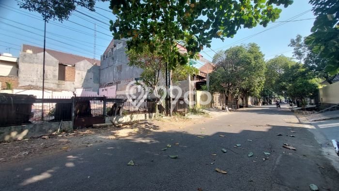 Tanah Lokasi Premium Kawasan Cipinang, Luas 135m2m², Ideal untuk Investasi Tanah Lokasi Premium Kawasan Cipinang, Luas 135m2m², Ideal untuk Investasi