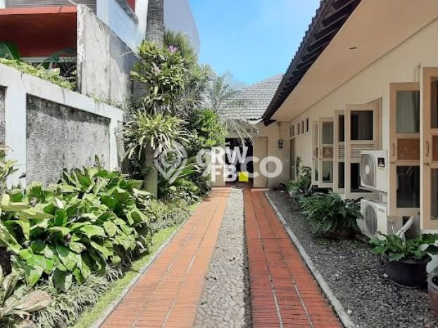 Rumah Elit Modern Tanpa Renovasi di Cipete Jakarta Selatan Rumah Elit Modern Tanpa Renovasi di Cipete Jakarta Selatan