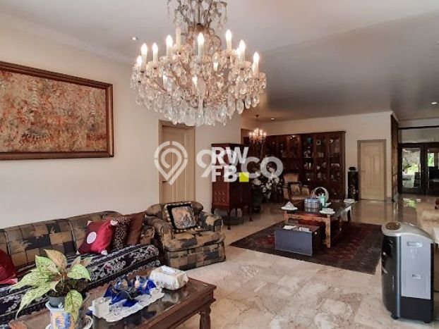 Rumah Elit Modern Tanpa Renovasi di Cipete Jakarta Selatan Rumah Elit Modern Tanpa Renovasi di Cipete Jakarta Selatan