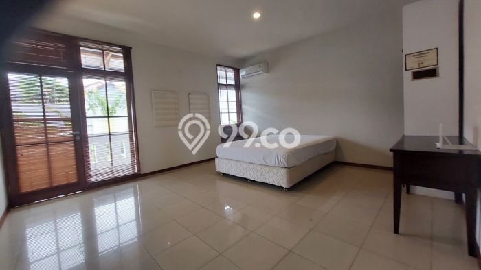 Disewakan Rumah Cantik Luas ada Pool Semi Furnished di CIPETE Jakarta Selatan Disewakan Rumah Cantik Luas ada Pool Semi Furnished di CIPETE Jakarta Selatan