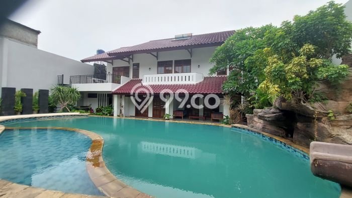 Disewakan Rumah Cantik Luas ada Pool Semi Furnished di CIPETE Jakarta Selatan Disewakan Rumah Cantik Luas ada Pool Semi Furnished di CIPETE Jakarta Selatan