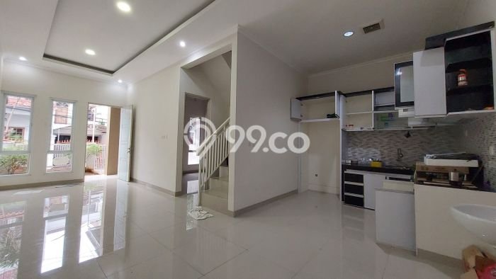 Siap Huni Hunian Elit 3 Kamar di Tebet Dekat ke Mana Saja Siap Huni Hunian Elit 3 Kamar di Tebet Dekat ke Mana Saja
