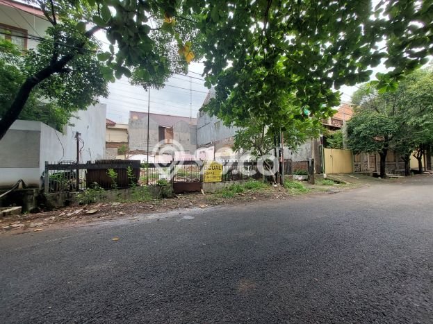 Tanah Lokasi Premium Kawasan Cipinang, Luas 135m2m², Ideal untuk Investasi Tanah Lokasi Premium Kawasan Cipinang, Luas 135m2m², Ideal untuk Investasi