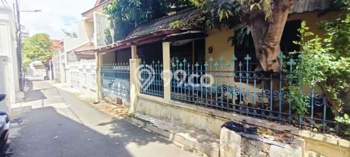 Rumah Modern Cantik 3 KT Siap Huni di Tebet Rumah Modern Cantik 3 KT Siap Huni di Tebet