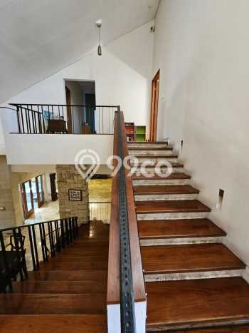 Dijual Rumah Mewah Exclusive di Kebayoran Baru, Jakarta Selatan Dijual Rumah Mewah Exclusive di Kebayoran Baru, Jakarta Selatan
