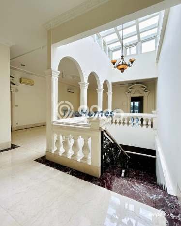 For Sale! Luxury House LT 412m2 Desain Elegan di Setiabudi For Sale! Luxury House LT 412m2 Desain Elegan di Setiabudi