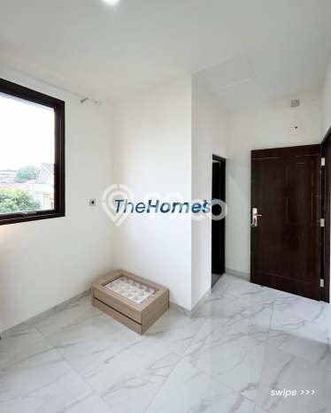 Ready to Use! Premium House LT 65m2 Desain Modern di Kalibata Ready to Use! Premium House LT 65m2 Desain Modern di Kalibata