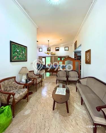 Rumah Luxury Modern Tanpa Renovasi di Kalibata Jakarta Selatan Rumah Luxury Modern Tanpa Renovasi di Kalibata Jakarta Selatan