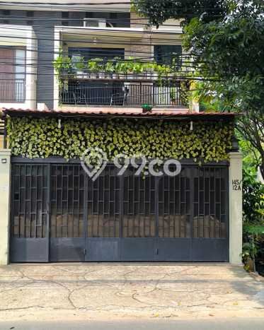 Dijual Hunian Rumah Terawat 4 KT di Meruya, Jakarta Barat Dijual Hunian Rumah Terawat 4 KT di Meruya, Jakarta Barat