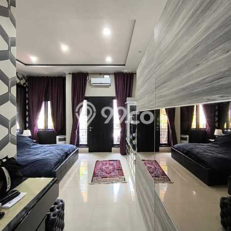 Dijual Hunian Rumah Terawat 4 KT di Meruya, Jakarta Barat Dijual Hunian Rumah Terawat 4 KT di Meruya, Jakarta Barat