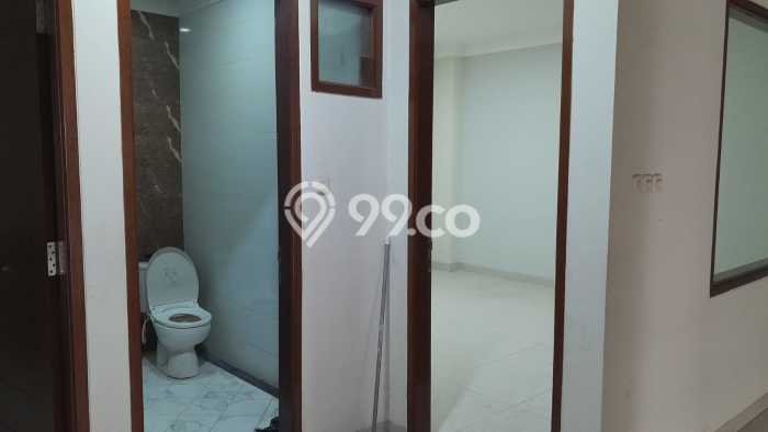 Ruko Disewakan Cepat di Cipondoh Tangerang LB 330m2 Ruko Disewakan Cepat di Cipondoh Tangerang LB 330m2