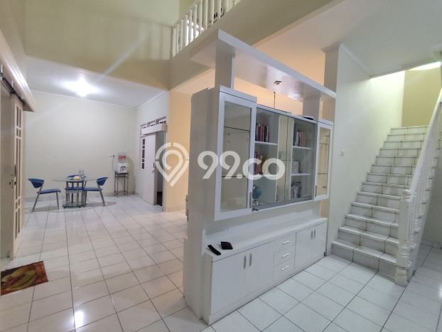 Disewakan segera rumah minimalis lokasi strategis 4 Kamar di Depok, Sleman Disewakan segera rumah minimalis lokasi strategis 4 Kamar di Depok, Sleman