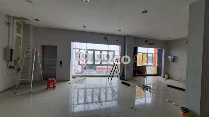 AREA PREMIUM! Ruko Kawasan Godean, Luas 400m2m², Kawasan Komersial AREA PREMIUM! Ruko Kawasan Godean, Luas 400m2m², Kawasan Komersial