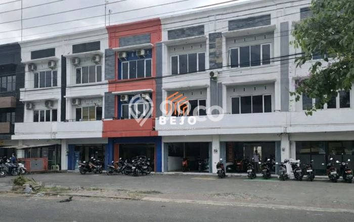 Ruko untuk Disewa di Pusat Yogyakarta Luas Bangunan 225m2 Ruko untuk Disewa di Pusat Yogyakarta Luas Bangunan 225m2