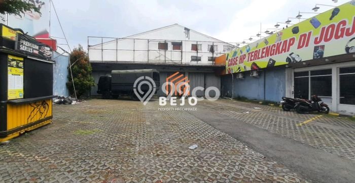 Komersial Lokasi Premium di Mantrijeron, Luas 1300m2m², Kawasan Bisnis Komersial Lokasi Premium di Mantrijeron, Luas 1300m2m², Kawasan Bisnis