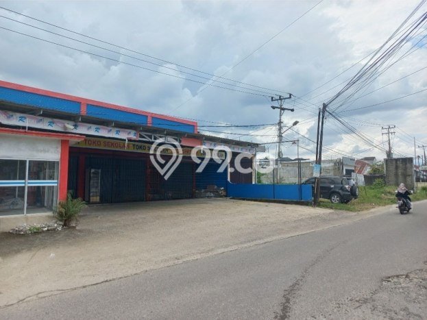 Area Ramai! Ruko Dijual di Kuranji untuk Bisnis Luas Bangunan 306m2 Area Ramai! Ruko Dijual di Kuranji untuk Bisnis Luas Bangunan 306m2