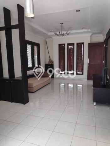 Hot Offer Hunian Mewah Ideal dan Luas di Lakarsantri, Surabaya Hot Offer Hunian Mewah Ideal dan Luas di Lakarsantri, Surabaya