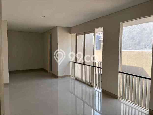 Rumah Luxury Modern Tanpa Renovasi di Citraland Surabaya Rumah Luxury Modern Tanpa Renovasi di Citraland Surabaya