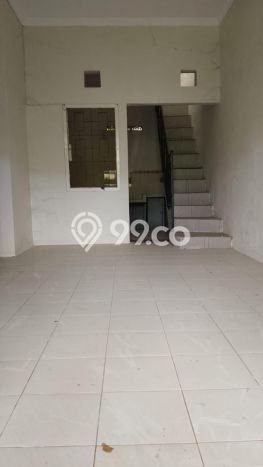 For Sale Rumah 4 Kamar Lokasi Ideal Bagus dan Strategis di Sidoarjo For Sale Rumah 4 Kamar Lokasi Ideal Bagus dan Strategis di Sidoarjo