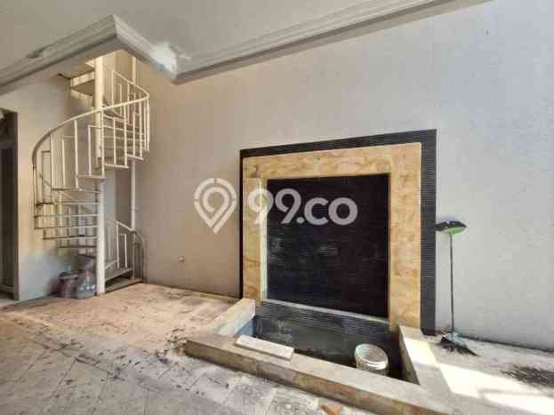 Rumah Elit LB 240m2 Siap Huni Desain Elegan di Wisata Bukit Mas, Surabaya Rumah Elit LB 240m2 Siap Huni Desain Elegan di Wisata Bukit Mas, Surabaya