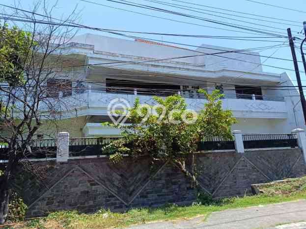 Unit Komersial Disewa Lokasi Mulyorejo, Surabaya Spesifikasi Luas Bangunan 1000m2 Unit Komersial Disewa Lokasi Mulyorejo, Surabaya Spesifikasi Luas Bangunan 1000m2