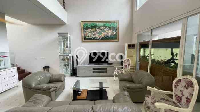 HARGA TERBAIK! Rumah Berkualitas di Graha, Luas 351m² Bangunan 400m² HARGA TERBAIK! Rumah Berkualitas di Graha, Luas 351m² Bangunan 400m²