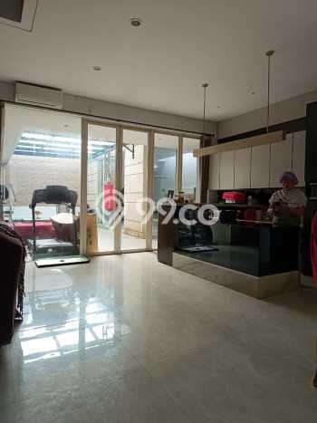 Rumah Luxury Modern Siap Huni di Wisata Bukit Mas Surabaya Rumah Luxury Modern Siap Huni di Wisata Bukit Mas Surabaya