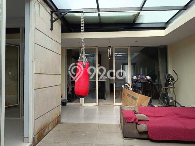 Rumah Luxury Modern Siap Huni di Wisata Bukit Mas Surabaya Rumah Luxury Modern Siap Huni di Wisata Bukit Mas Surabaya