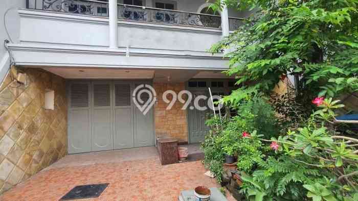 Dijual Rumah Mewah Exclusive di Dukuh Pakis, Surabaya Dijual Rumah Mewah Exclusive di Dukuh Pakis, Surabaya
