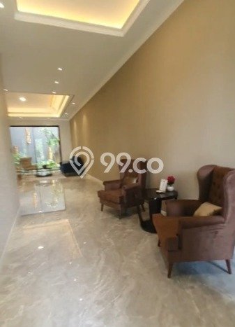 Rumah Elit Modern Tanpa Renovasi di Citraland Surabaya Rumah Elit Modern Tanpa Renovasi di Citraland Surabaya
