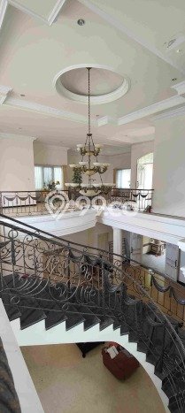 Dijual Rumah Premium dengan Fasilitas Sekitar Lengkap di Mulyorejo, Surabaya Dijual Rumah Premium dengan Fasilitas Sekitar Lengkap di Mulyorejo, Surabaya