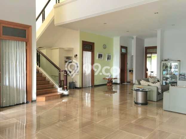 Dijual Rumah Premium dengan Fasilitas Sekitar Komplit di Sukolilo, Surabaya Dijual Rumah Premium dengan Fasilitas Sekitar Komplit di Sukolilo, Surabaya